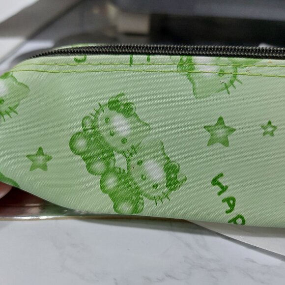 Small Thin Waterproof Material Happy Hello Kitty Lipstick Organizer Bag - Picture 7 of 9